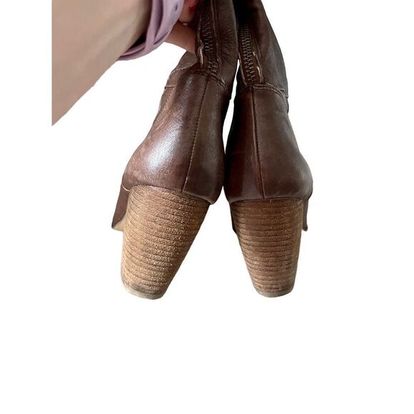 STEVE MADDEN Turnerr Brown Leather High Heeled Boot size 8.5 - Picture 4 of 15